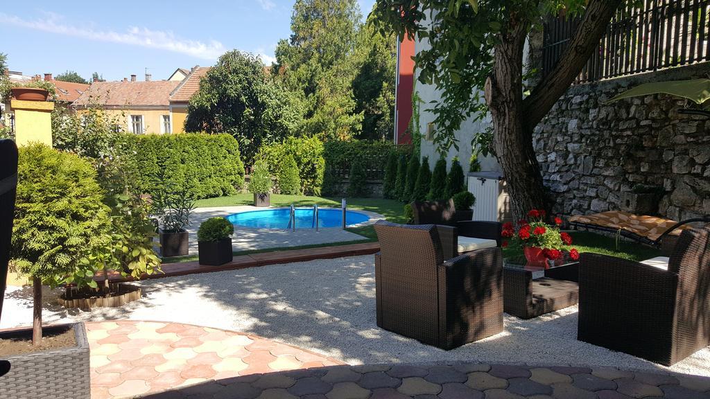 Tópart Apartman Tapolca Exterior foto